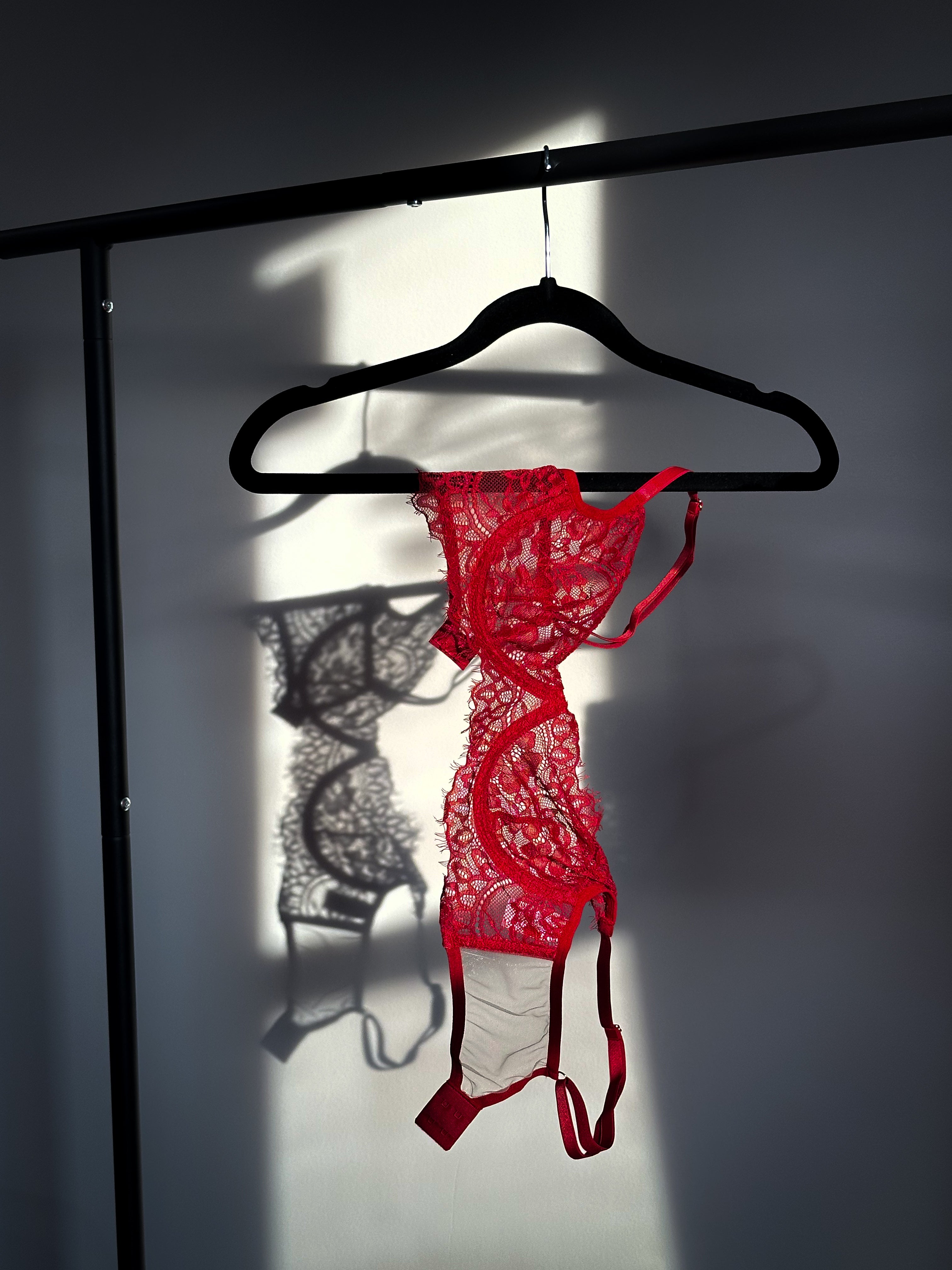 Daphne Lingerie Set – Double-Strap Design